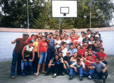 Incontro con i giovani al 
centro sociale Paz y Ben
