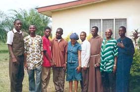 Onitsha, Nigeria: Gruppo gifra